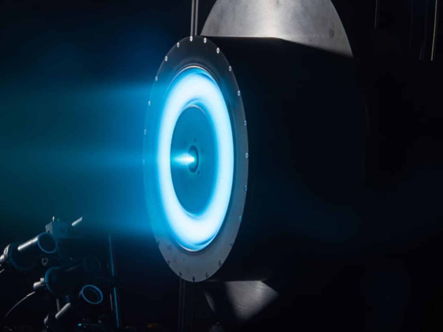 el-motor-de-iones-que-podria-llevarnos-a-las-estrellas