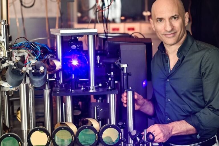 fisicos-crean-un-agujero-negro-de-sonido-en-el-laboratorio