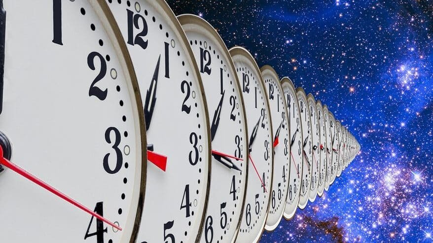 por-que-el-tiempo-solo-avanza-hacia-adelante-la-flecha-del-tiempo-y-la-entropia