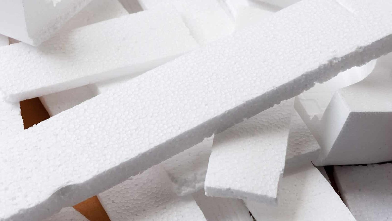 un-nuevo-metodo-para-reciclar-el-poliestireno-corcho-blanco