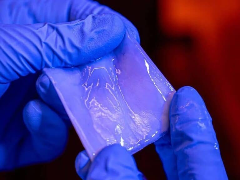 cientificos-desarrollan-un-material-que-se-vuelve-mas-fuerte-con-los-impactos