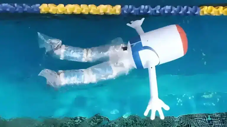 el-robot-que-puede-nadar-y-volar