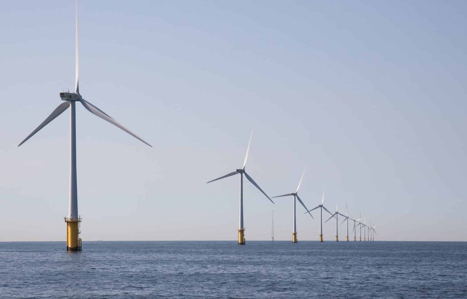 la-ingenieria-de-los-parques-eolicos-flotantes-en-aguas-profundas