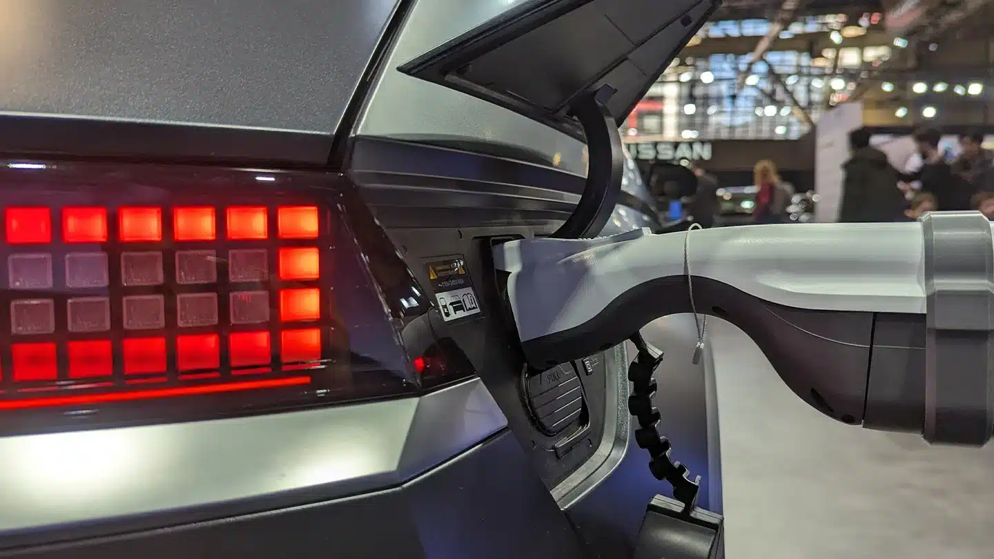 la-tecnologia-de-carga-bidireccional-en-vehiculos-electricos